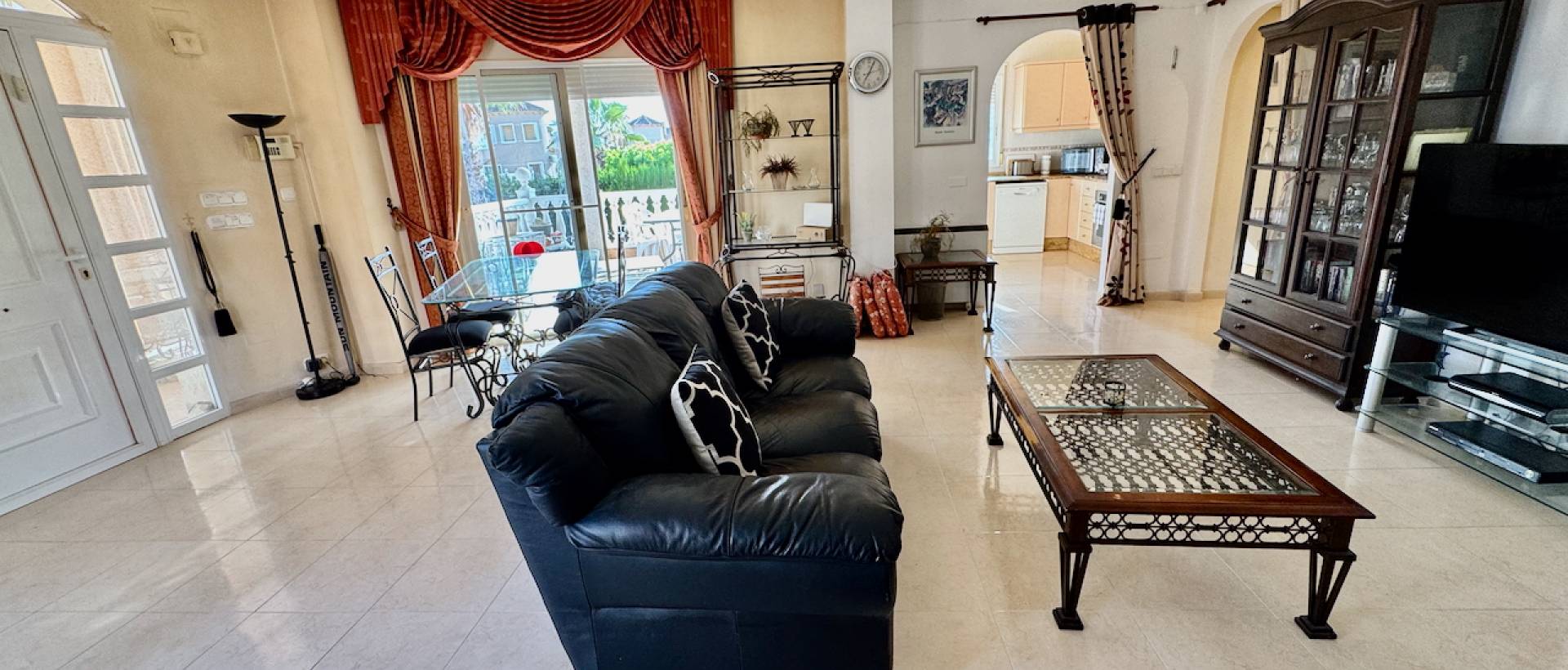 Resale - Villa - Benferri