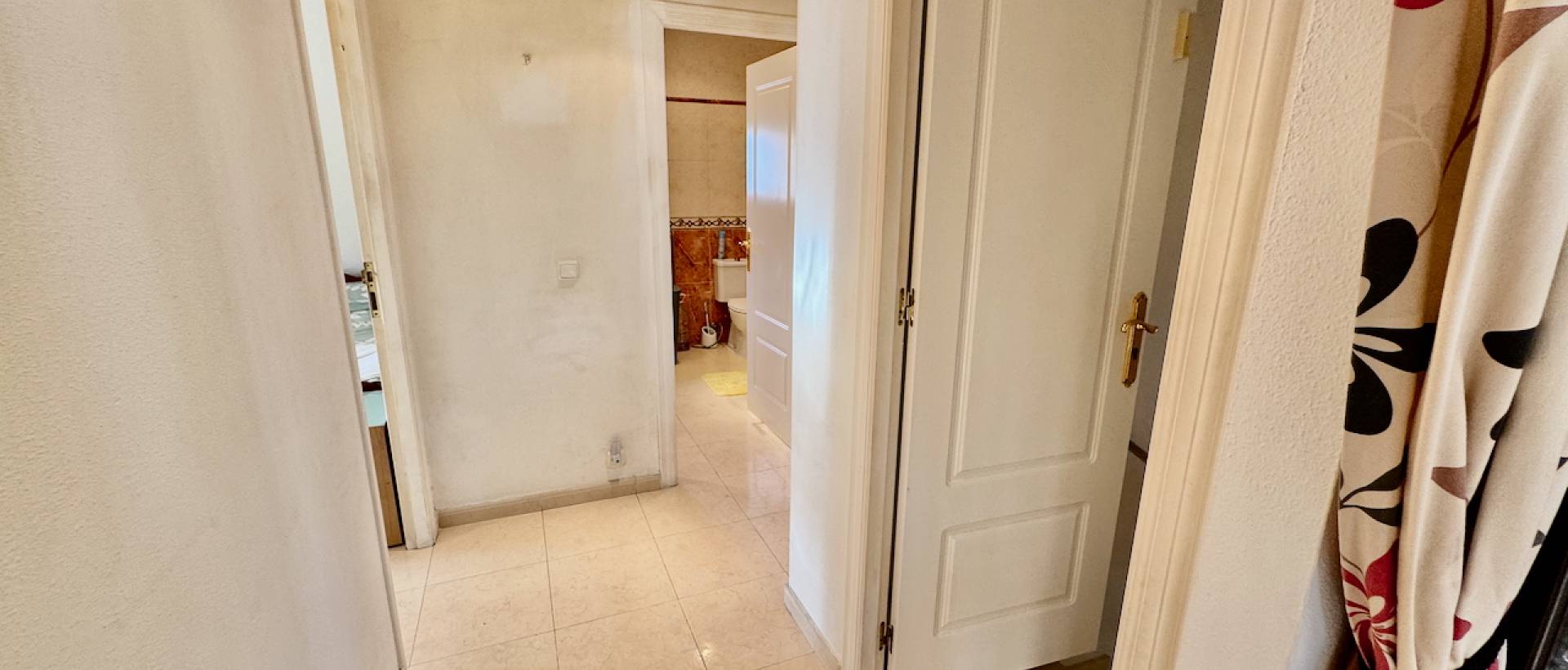 Resale - Villa - Benferri