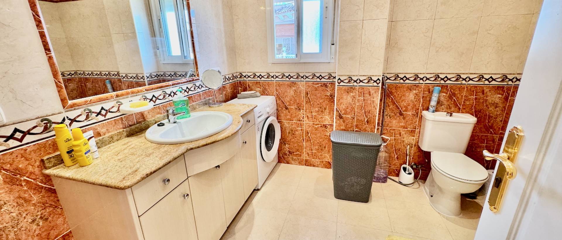 Resale - Villa - Benferri