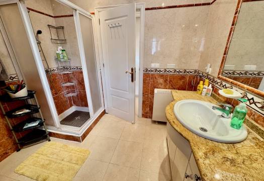 Resale - Villa - Benferri