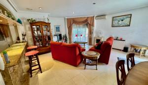 Resale - Villa - Benferri