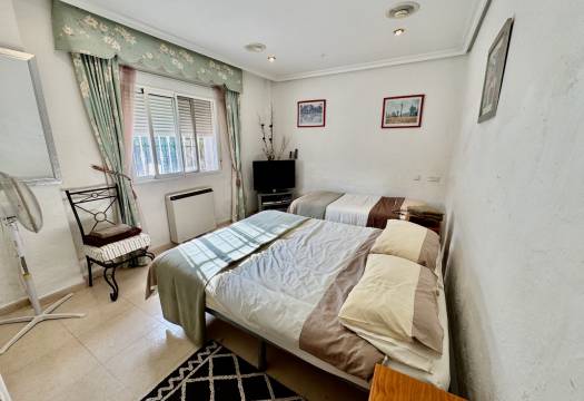 Resale - Villa - Benferri