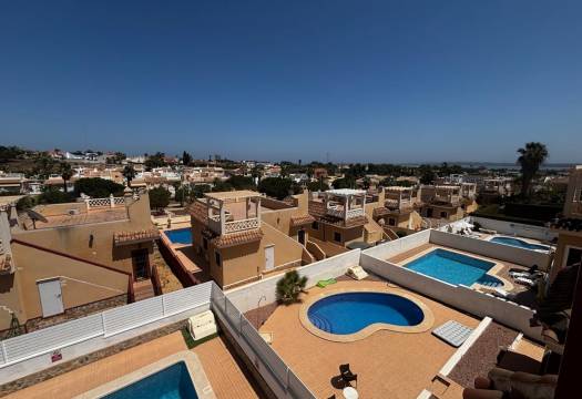 Resale - Villa / Detached - Ciudad Quesada