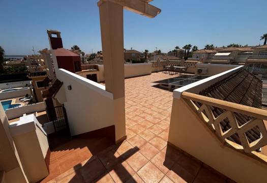 Resale - Villa / Detached - Ciudad Quesada