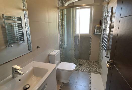Reventa - Chalet / Villa - Ciudad Quesada - Rojales