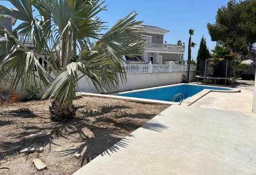 Reventa - Chalet / Villa - Ciudad Quesada - Rojales