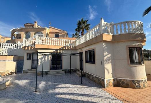 Resale - Detached Villa - Ciudad Quesada - La Marquesa Golf