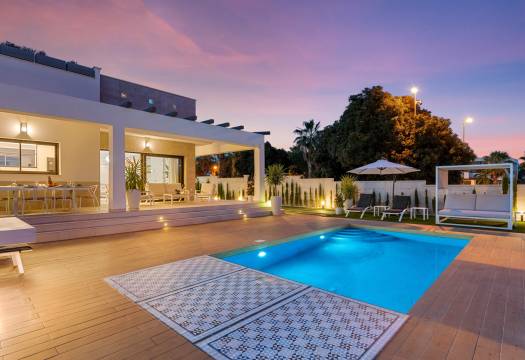 Resale - Villa - Ciudad Quesada