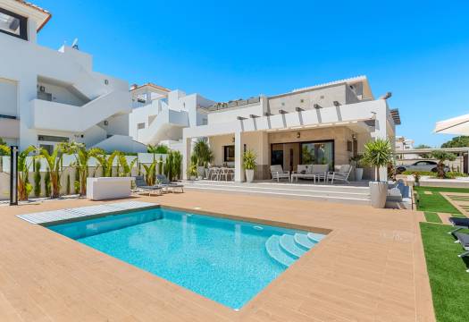 Resale - Villa - Ciudad Quesada