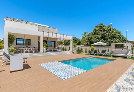 Resale - Villa - Ciudad Quesada