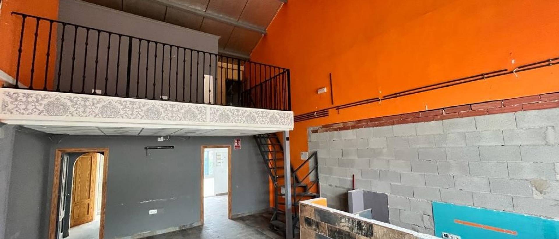 Reventa - Propiedad Comercial - Algorfa - La Finca Golf Resort