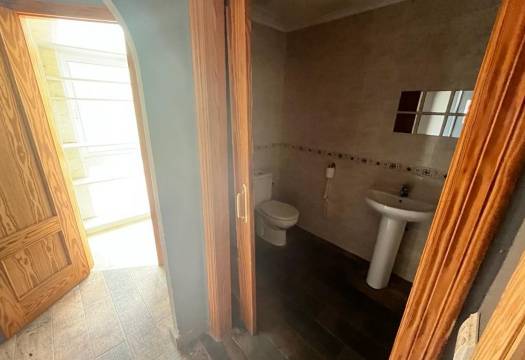 Reventa - Propiedad Comercial - Algorfa - La Finca Golf Resort