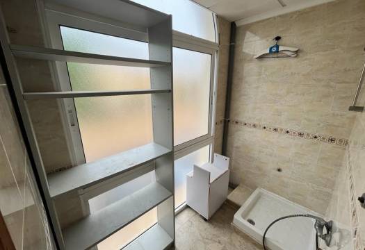Reventa - Propiedad Comercial - Algorfa - La Finca Golf Resort