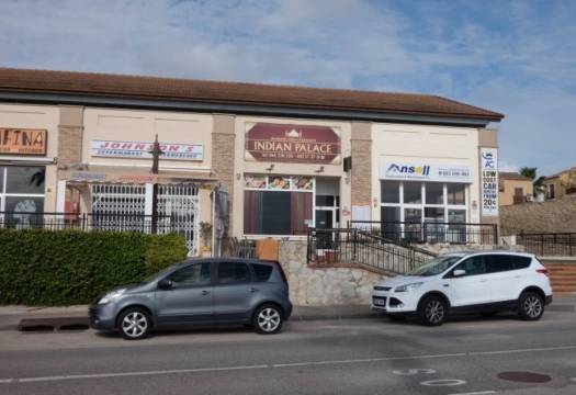 Reventa - Propiedad Comercial - Algorfa - La Finca Golf Course