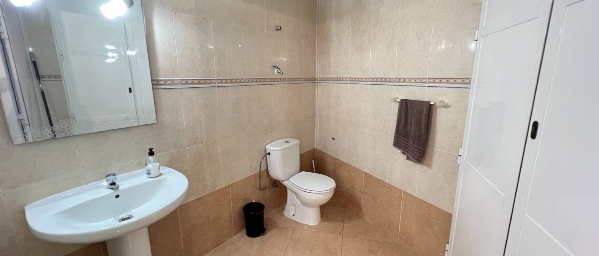 Reventa - Propiedad Comercial - Guardamar del Segura - Centro