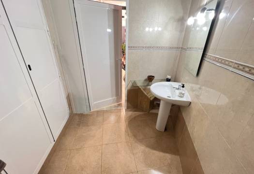 Reventa - Propiedad Comercial - Guardamar del Segura - Centro