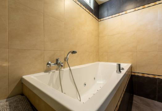 Resale - Villa - Benijofar