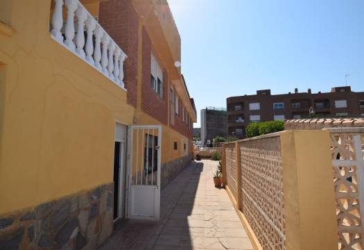 Resale - Villa - Guardamar del Segura