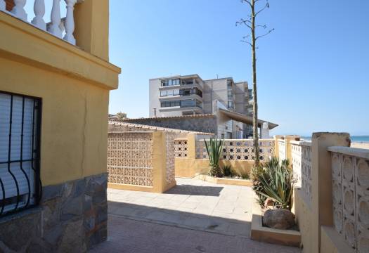 Resale - Villa - Guardamar del Segura
