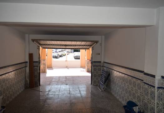 Resale - Villa - Guardamar del Segura