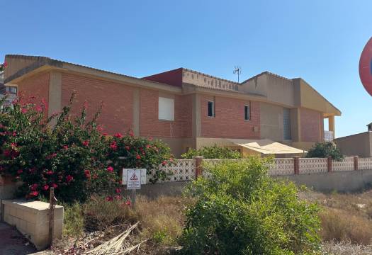 Resale - Villa - Guardamar del Segura