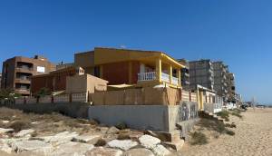 Resale - Villa - Guardamar del Segura