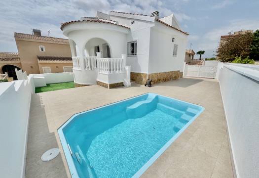 Villa / Chalet - Reventa - Ciudad Quesada - Rojales