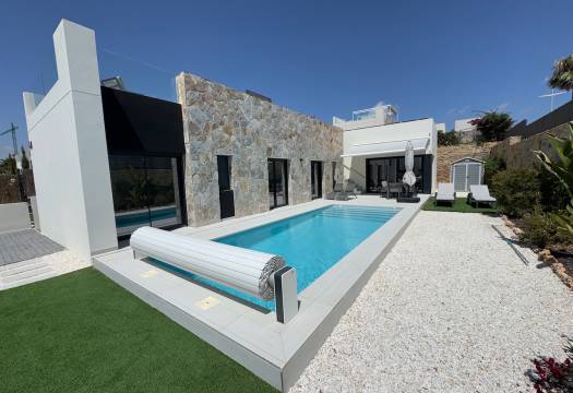 Villa - Resale - Algorfa - La Finca Golf Resort
