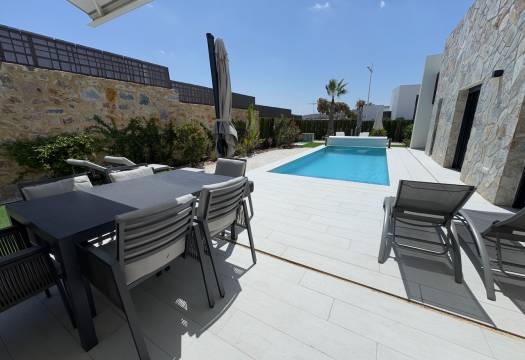 Resale - Villa - Algorfa - La Finca Golf Resort