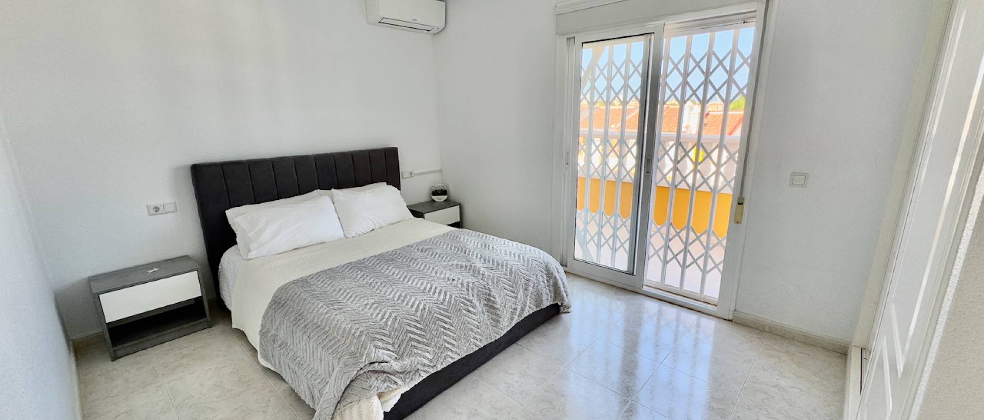 Reventa - Villa / Chalet - Ciudad Quesada