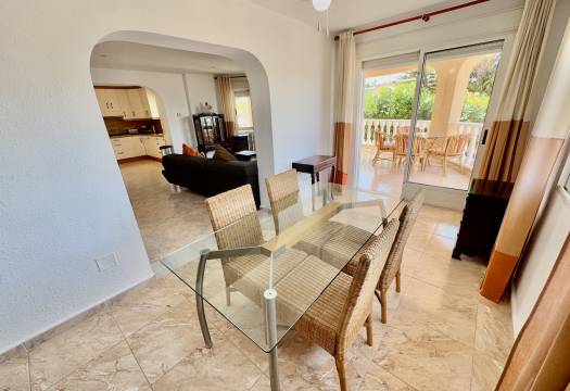 Resale - Villa - Benijofar