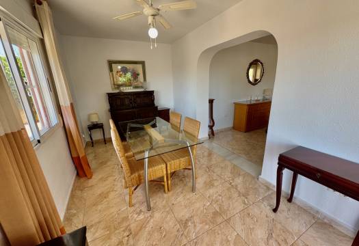 Resale - Villa - Benijofar