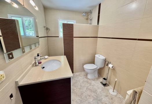 Resale - Villa - Benijofar