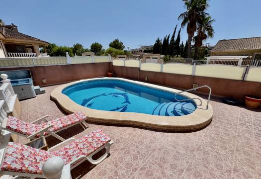 Resale - Villa - Benijofar