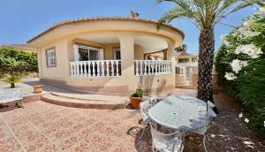 Resale - Villa - Benijofar