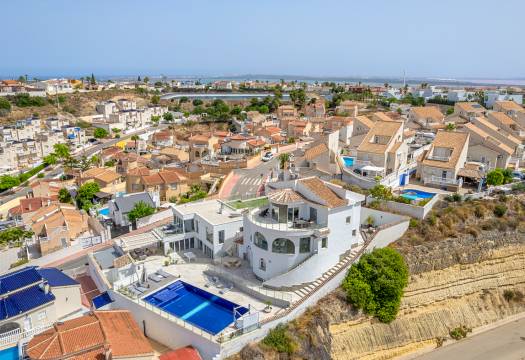 Resale - Villa - Ciudad Quesada