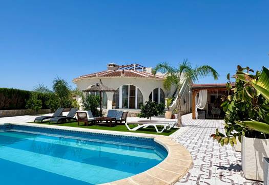 Resale - Villa / Detached - Ciudad Quesada - Quesada Center