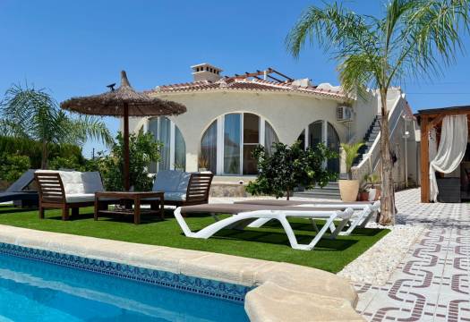 Resale - Villa / Detached - Ciudad Quesada - Quesada Center