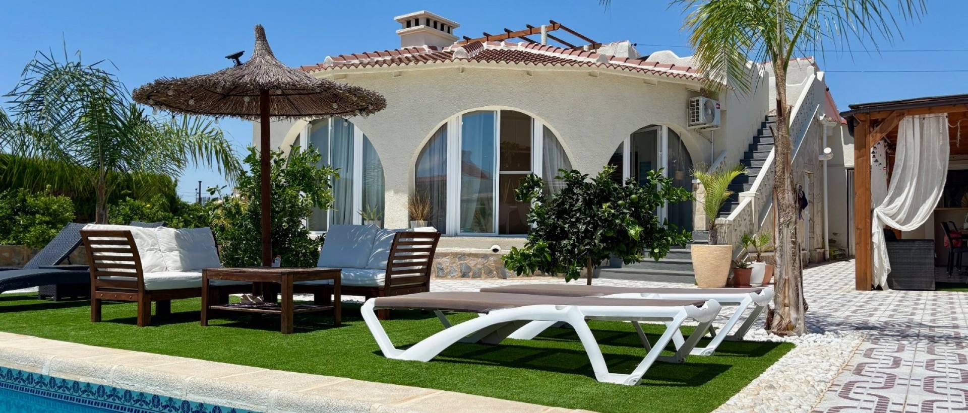 Resale - Villa / Detached - Ciudad Quesada - Quesada Center