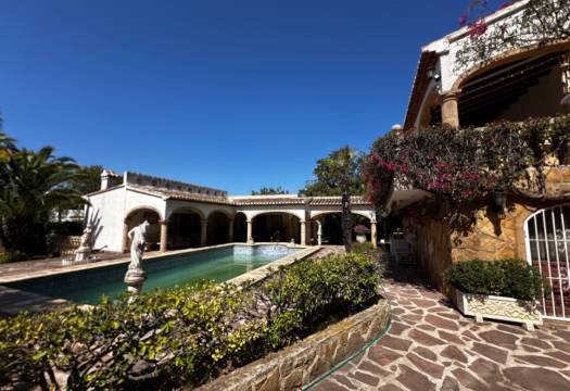 Resale - Villa - Jávea - Montgó