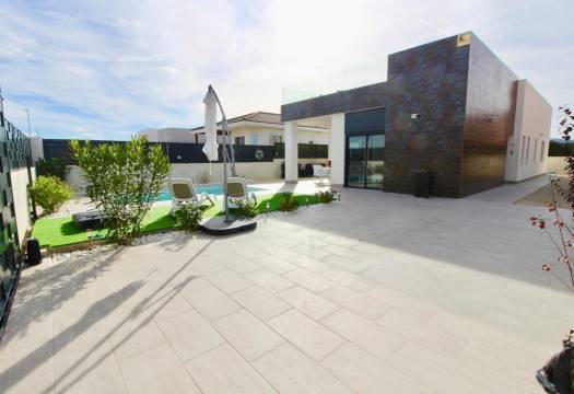Obra Nueva - Villa / Chalet - Pinoso - Lel