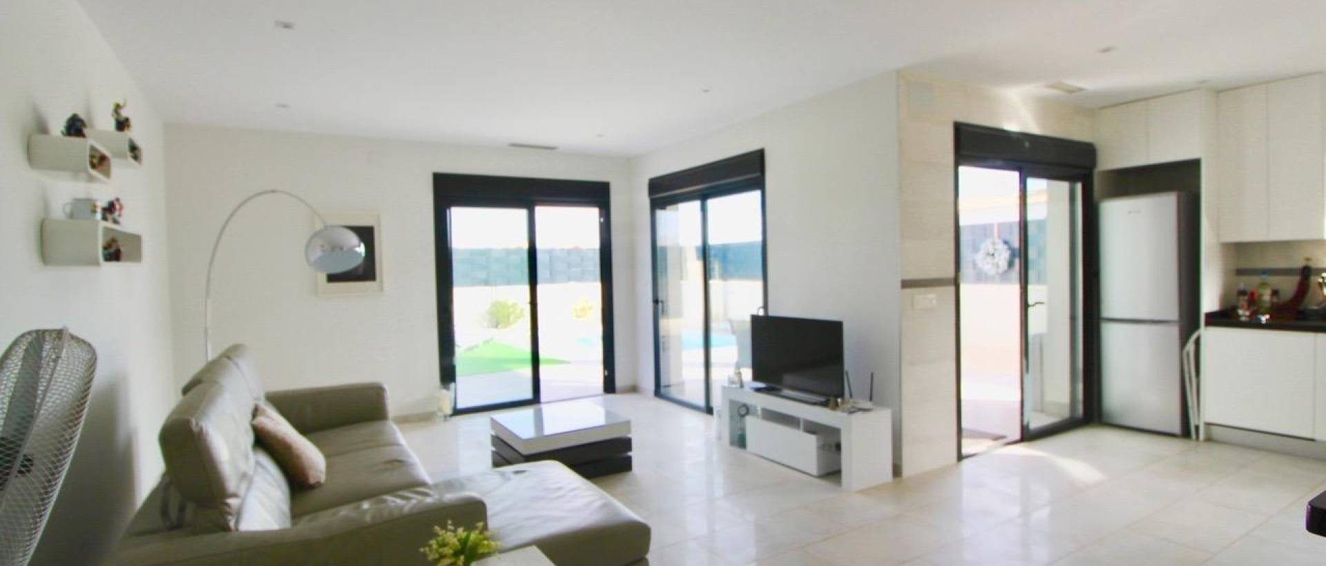 Obra Nueva - Villa / Chalet - Pinoso - Lel