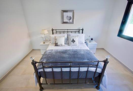 Obra Nueva - Villa / Chalet - Pinoso - Lel