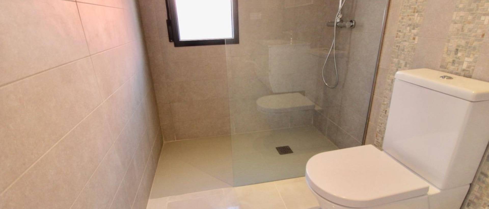 Obra Nueva - Villa / Chalet - Pinoso - Lel