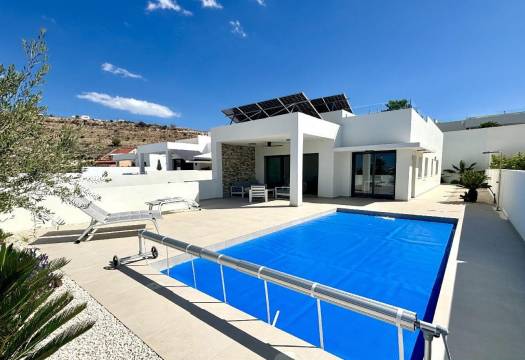 Villa / Chalet - Obra Nueva - Benijofar - Pueblo