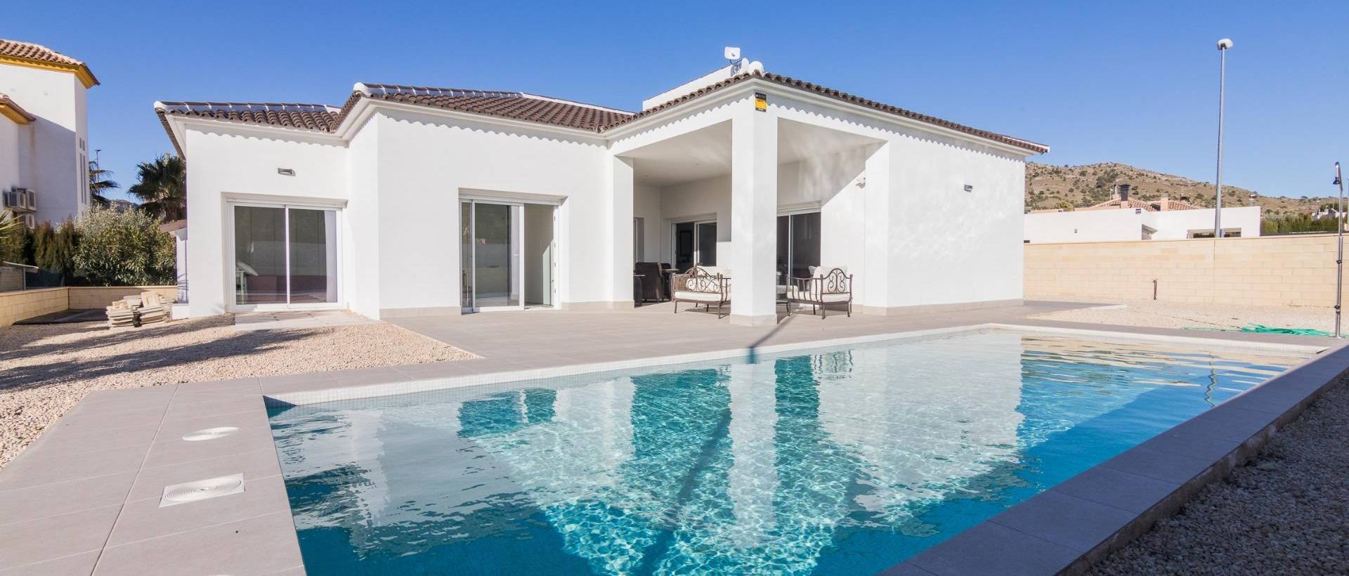 Obra Nueva - Villa / Chalet - Pinoso - Lel