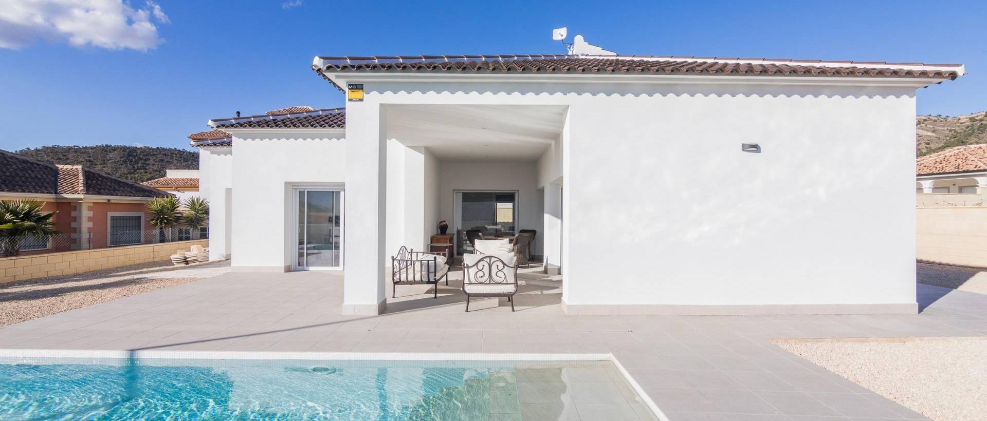 Obra Nueva - Villa / Chalet - Pinoso - Lel