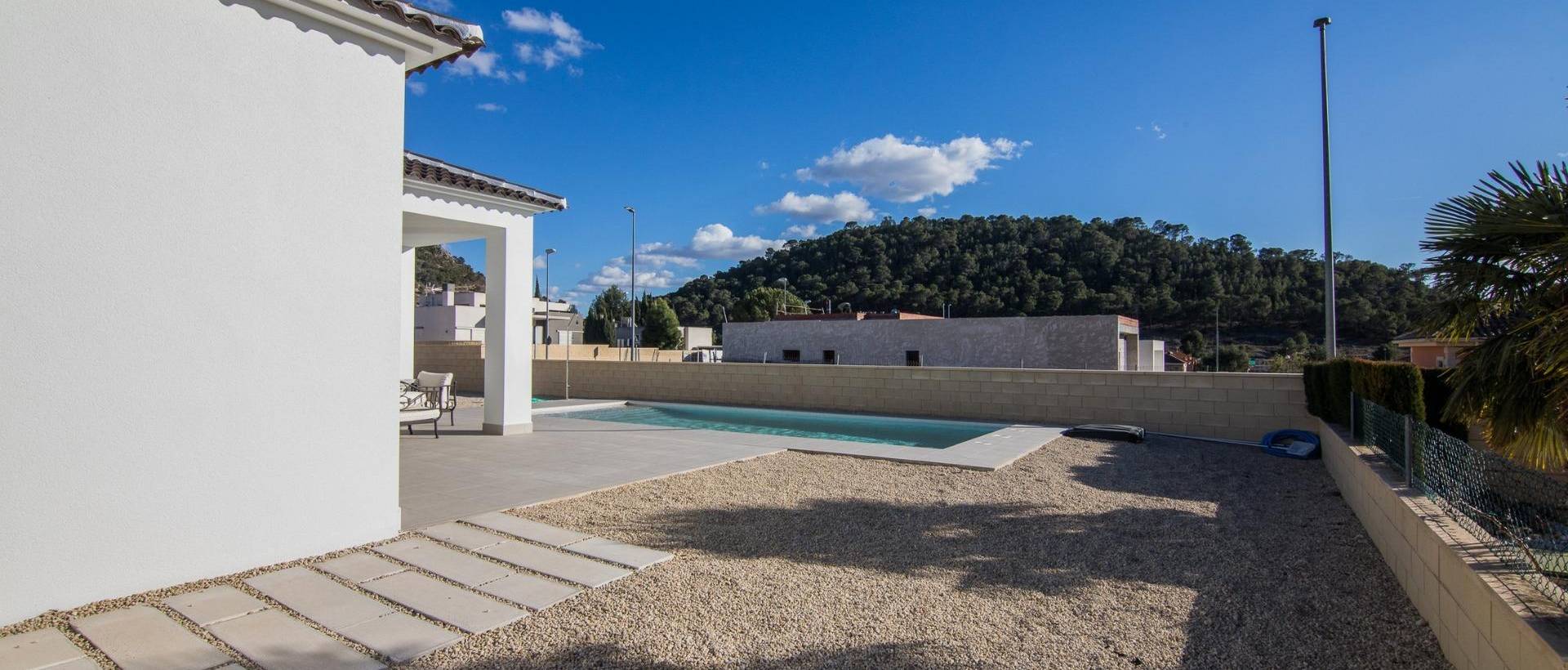 Obra Nueva - Villa / Chalet - Pinoso - Lel