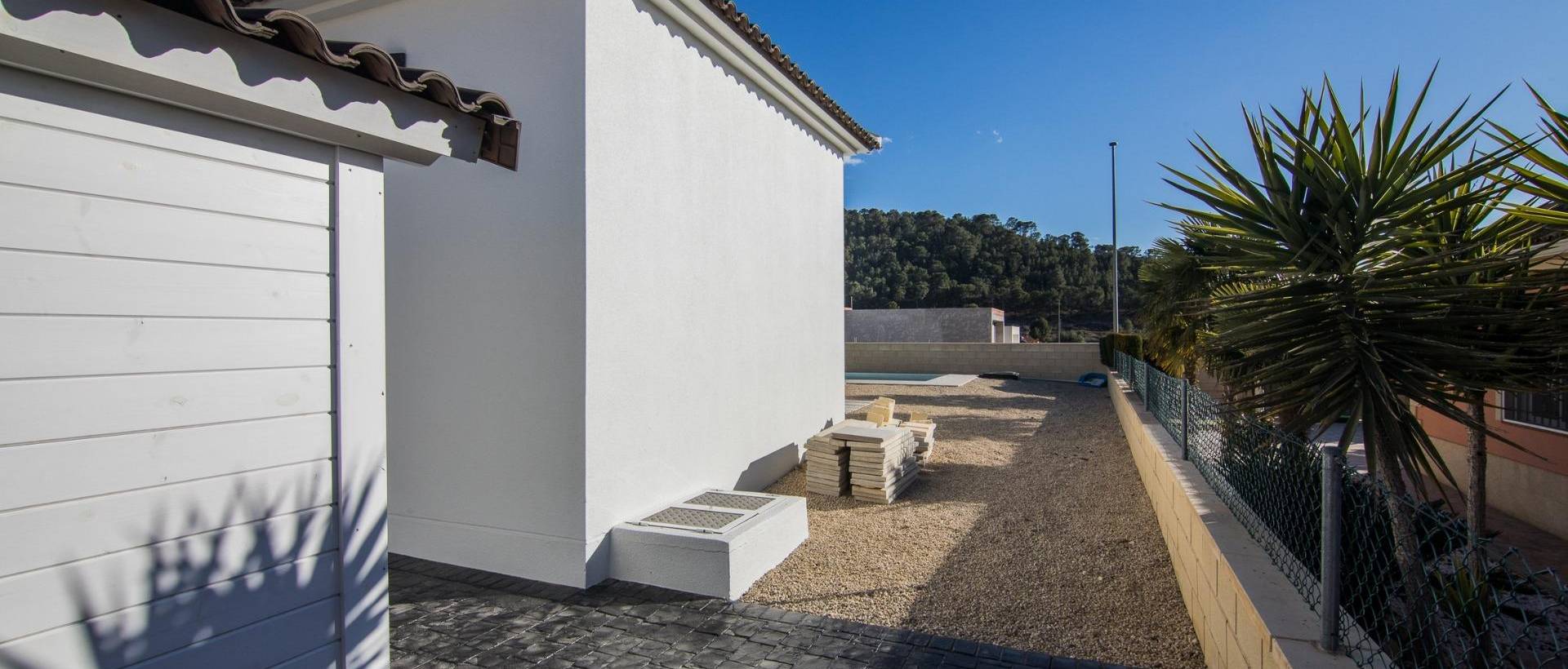 Obra Nueva - Villa / Chalet - Pinoso - Lel
