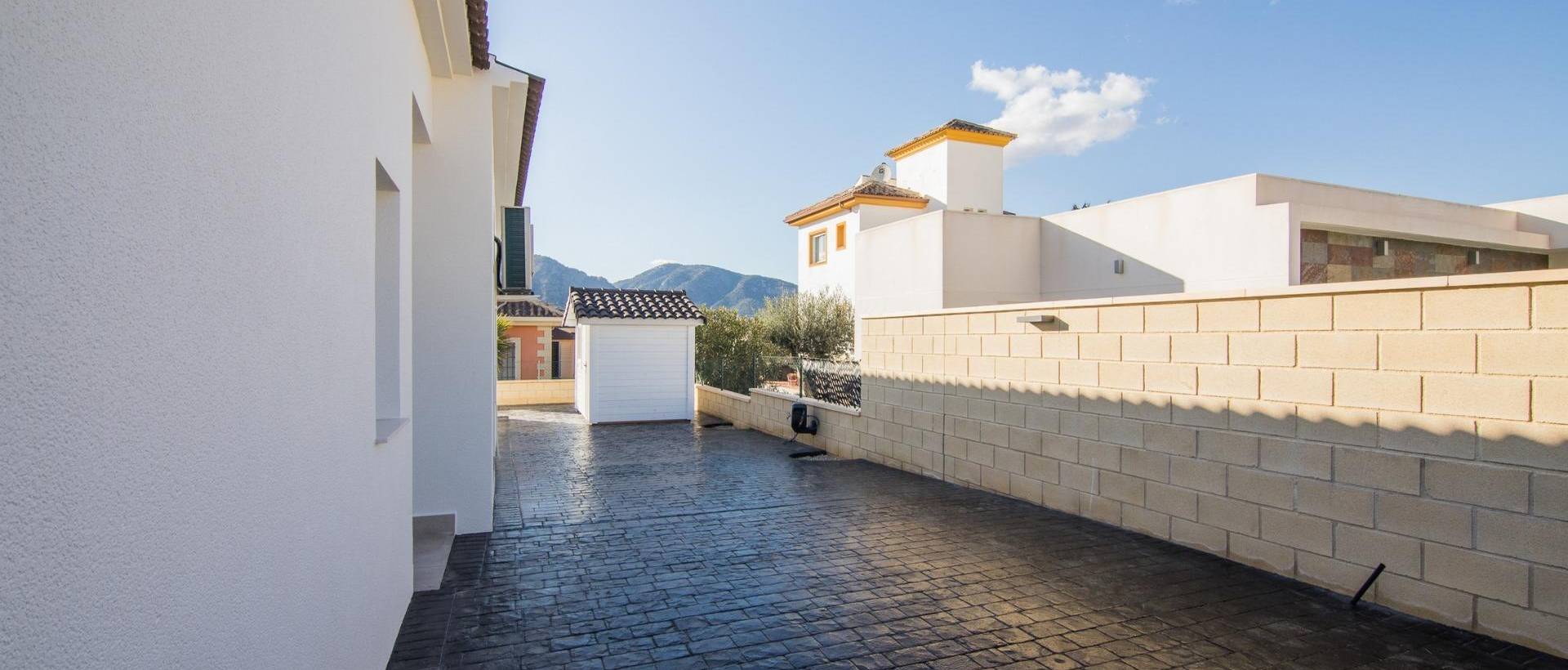 Obra Nueva - Villa / Chalet - Pinoso - Lel